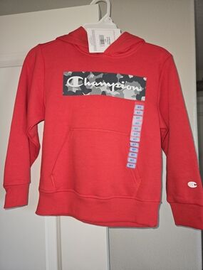 Champion Red Kids' Hoodie with Camo Logo Panel Size 6/7